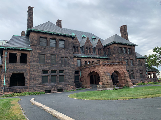 The James J. Hill house in St. Paul today.